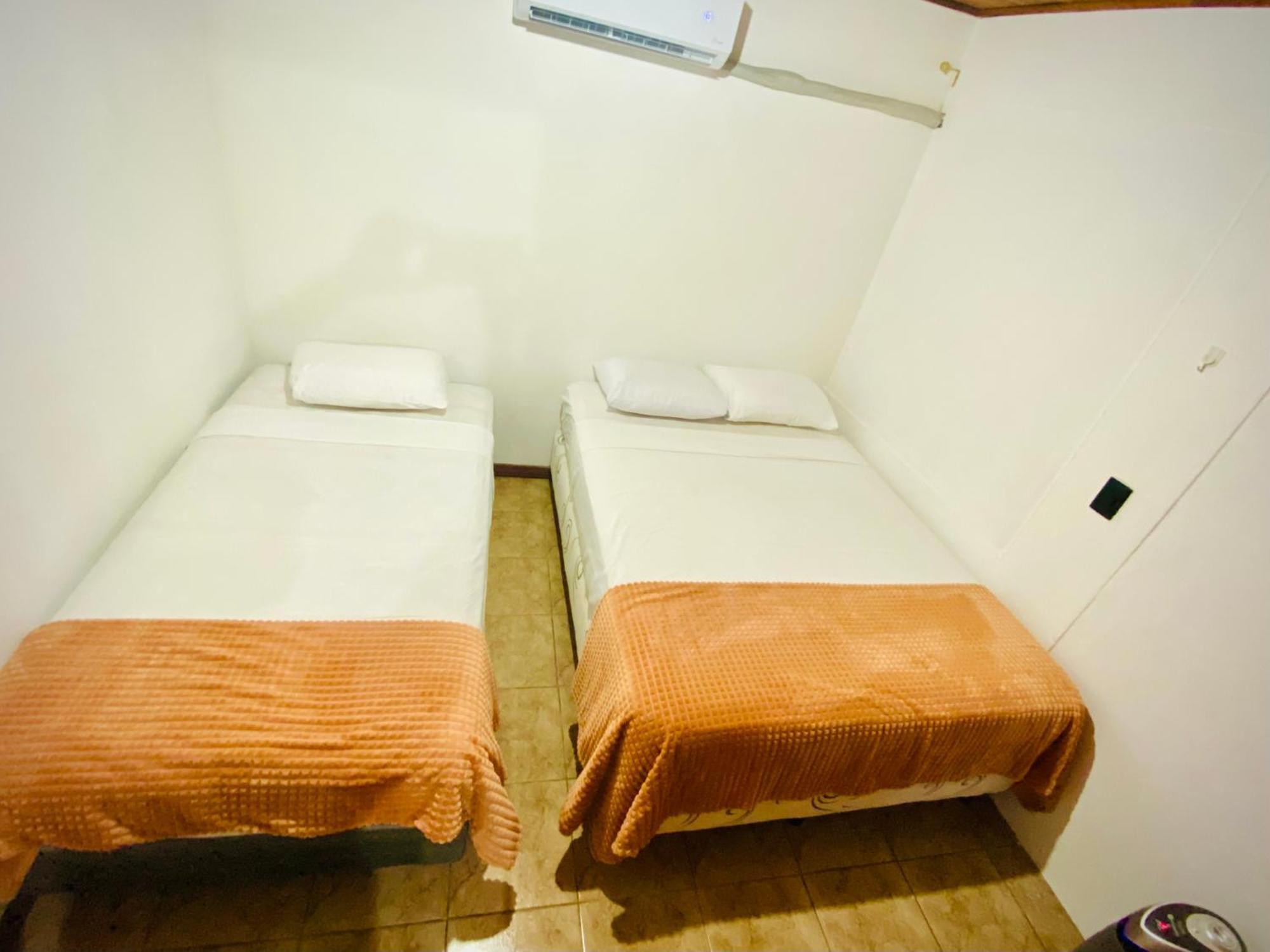 Bed and breakfast Cabinas Gufo Downtown La Fortuna, Volcan Arenal